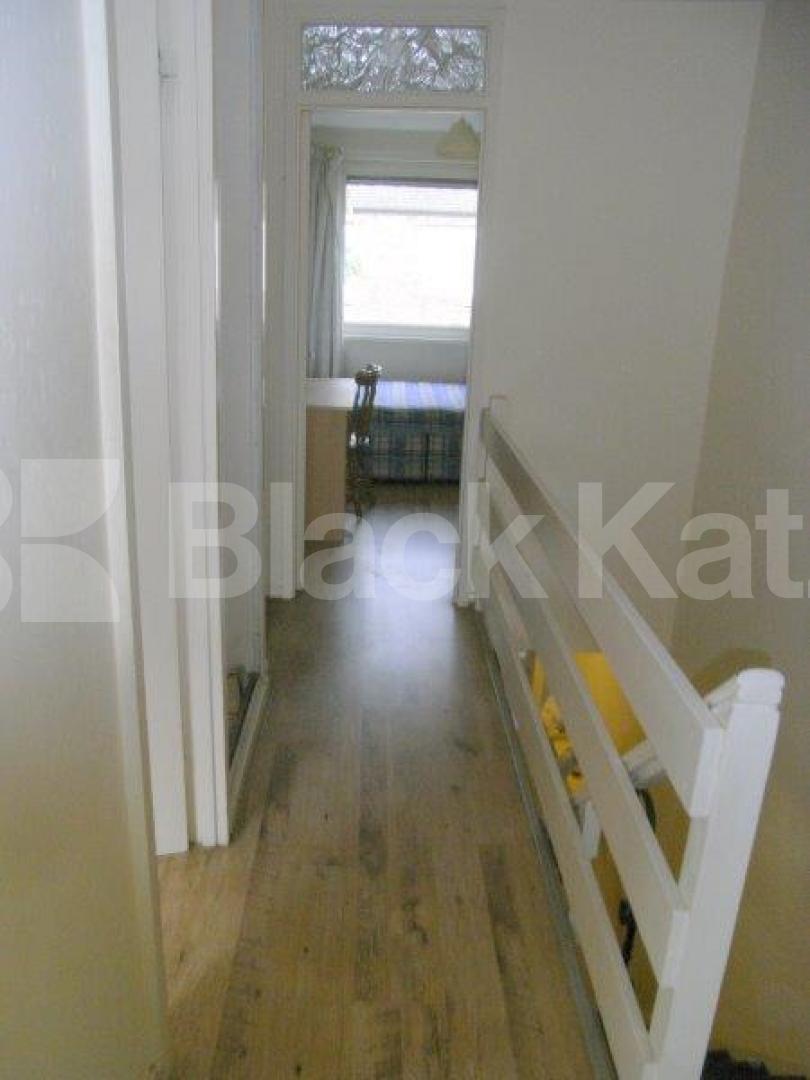 			NEW INSTRUCTION, 4 Bedroom, 1 bath, 1 reception Terraced House			 Dowdeswell Close, Roehampton